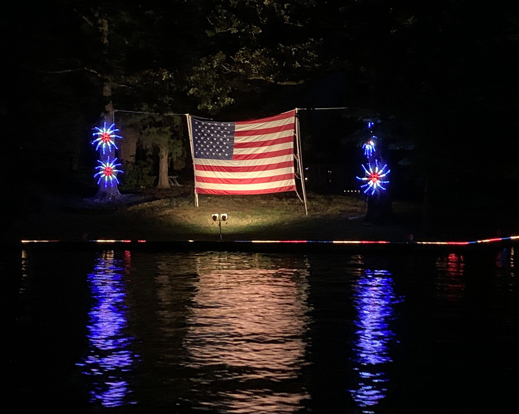 Fourth of July decorations on Lakeland Lake